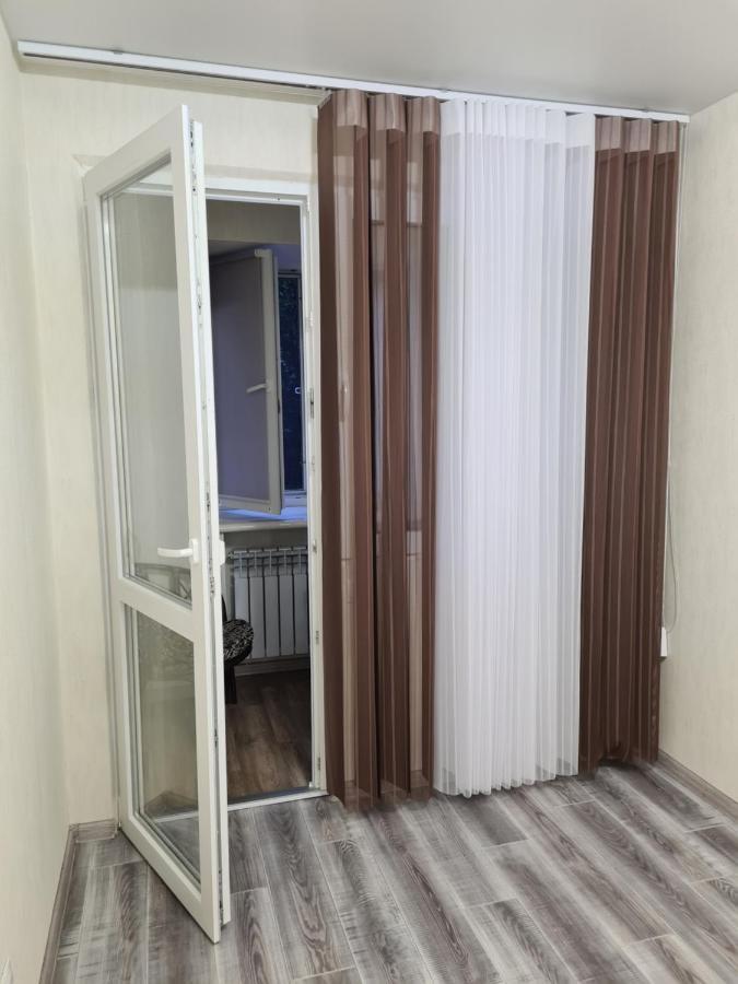 Central Park Apartment Kherson Eksteriør bilde